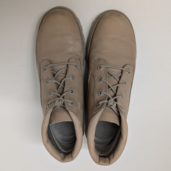 Timberland Lyonsdale Chunky-Sole Leather Boots in Light Beige & Grey - Picture 11 of 16